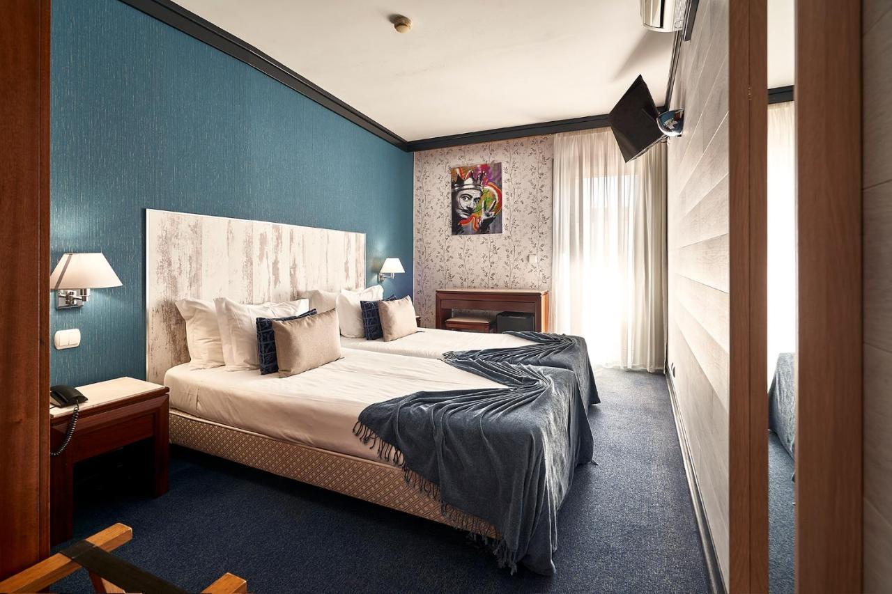 Galeria Suite Hotel Aveiro Bagian luar foto