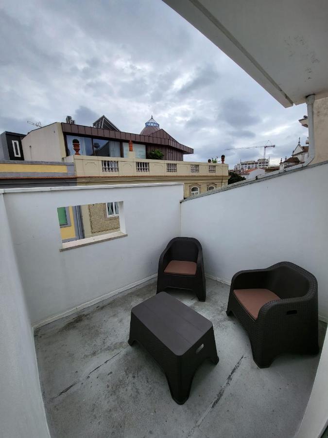 Galeria Suite Hotel Aveiro Bagian luar foto